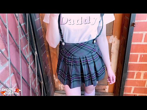 ❤️ Schoolgirl nyedot kontol rumiyin lan jancok tinimbang kelas. Porno ing kita% jv.punkbass.ru%